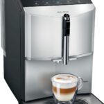SIEMENS Kaffeevollautomat EQ300 TF303E01, viele Kaffeespezialitäten, OneTouch-Funktion, benutzerfreundliches Display, Keramikmahlwerk, daylight silber